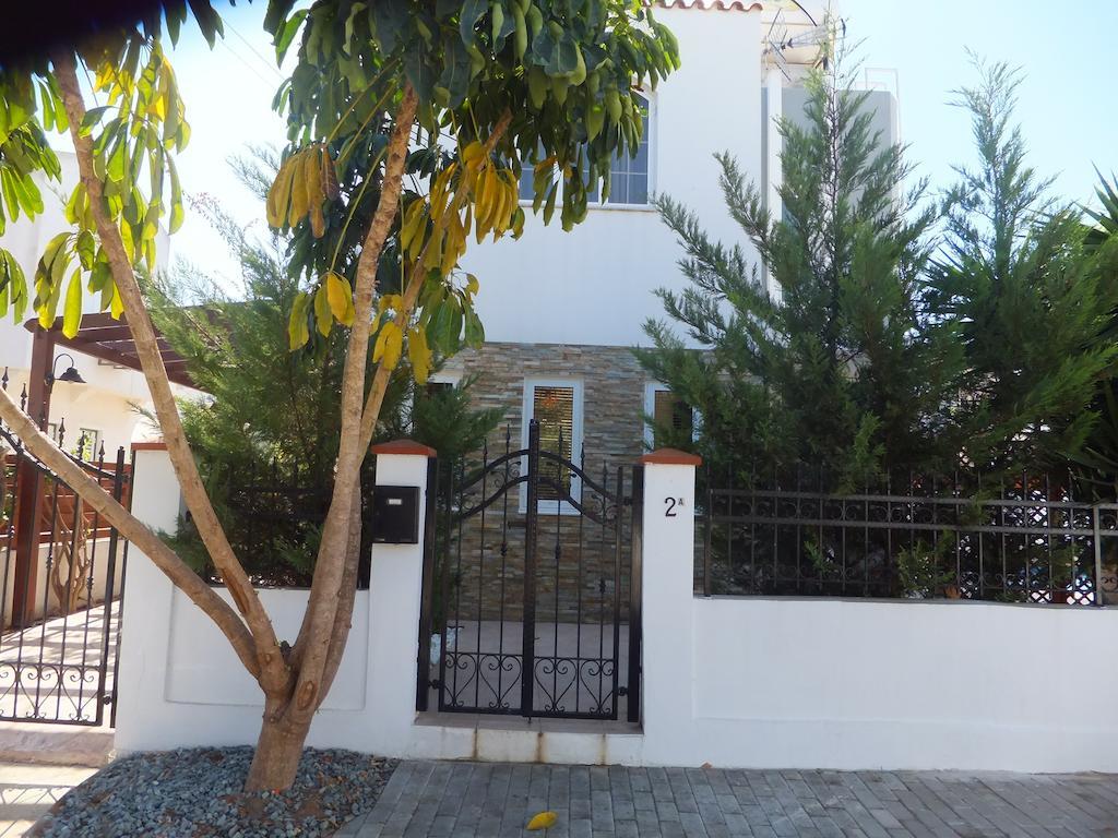 פרוטאראס Villa Sophia מראה חיצוני תמונה